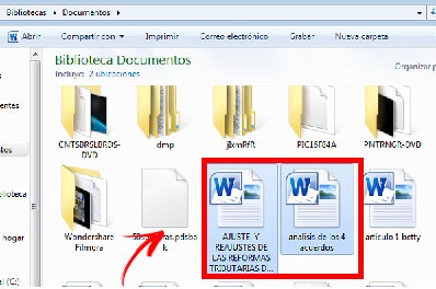 Selecting documents to compress